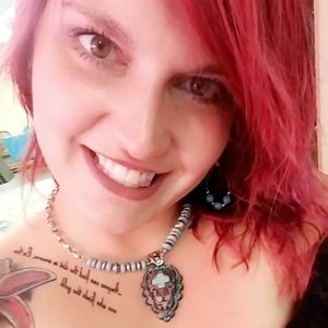 Meet your Posher, Tosha